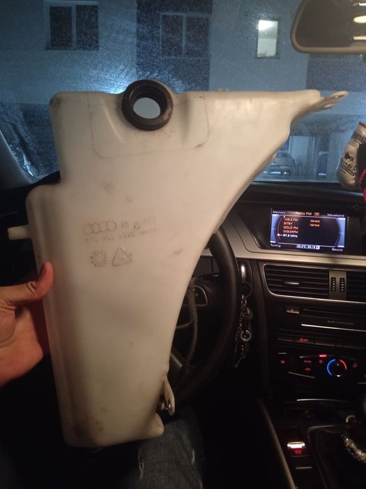 Vas stropgel audi a4 b8
