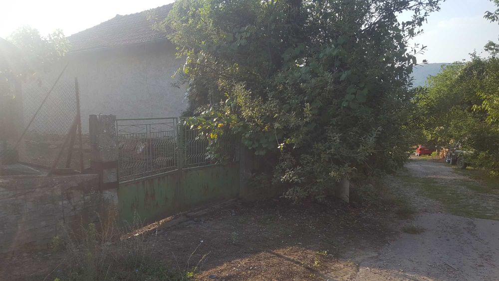 Продава се Къща в с. Ловнидол, Област Габрово - 200 кв.м за 31 €/кв.м - Снимка #1