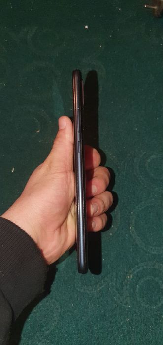 Tel chotki narxini kelishamiz karopka dakumentlari bor