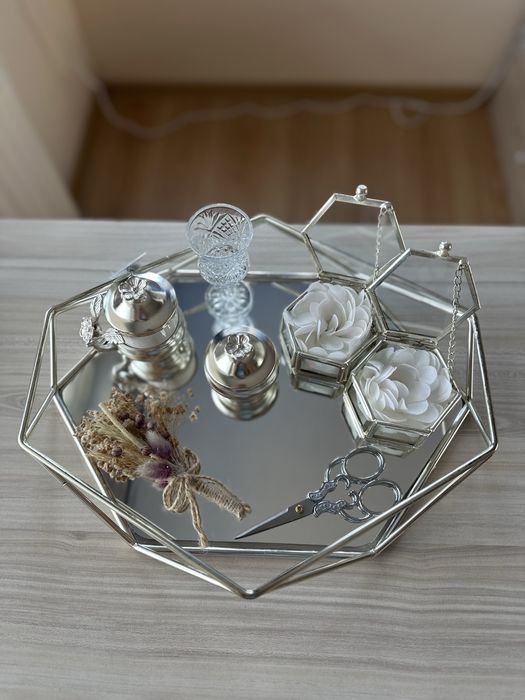 Поднос за годеж- огледален