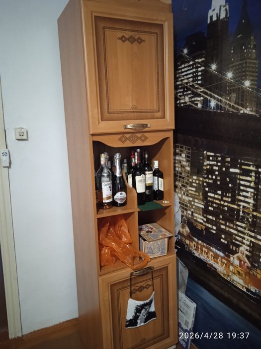 Продам шкафы срочно