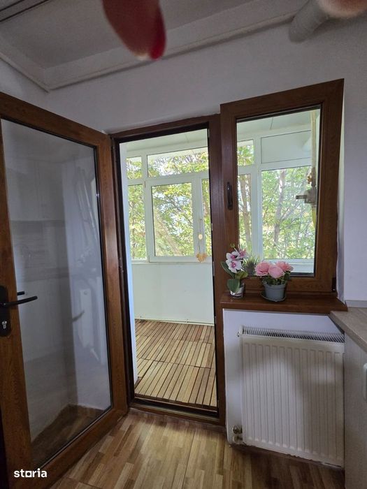 CHIRIE- Apartament 3 camere, mobilat și utilat, Etaj 3, Zona Pelican