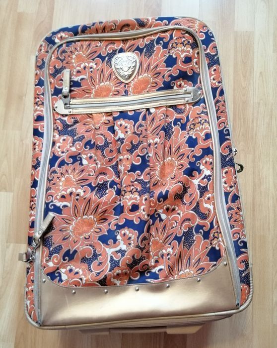 Куфари 3 бр, с 2 колелца:черен от плат, Kathy Von Zeeland, син твърд