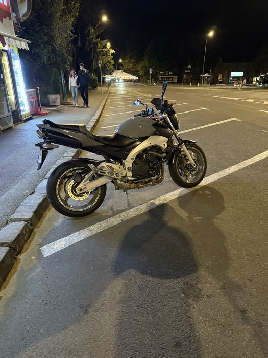 Suzuki GSR600 2006