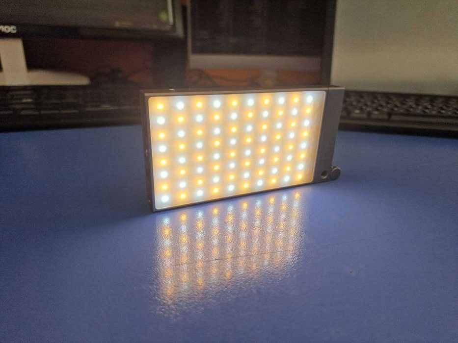 осветление Godox M1 RGB Mini Creative Light