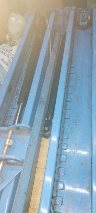 Подемник за автомобили 4 тонен