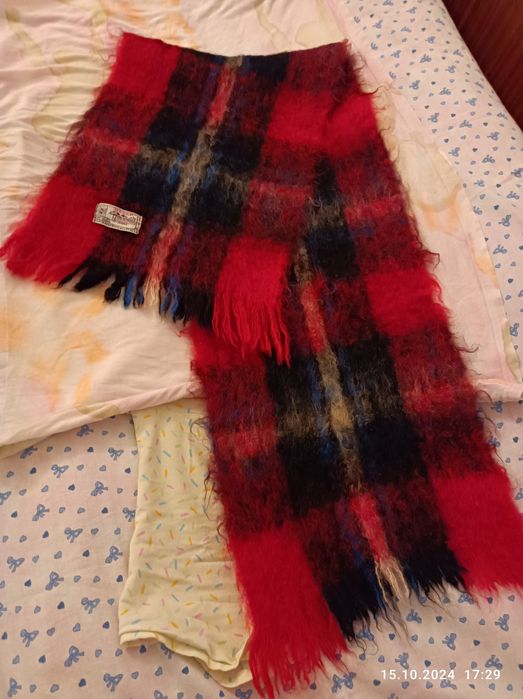 Шарфы махеровые новые.