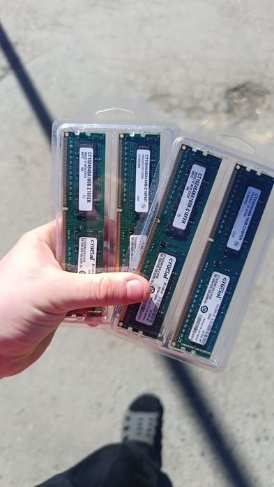 Crucial DDR3 4x8 gb kit 1600 mhz