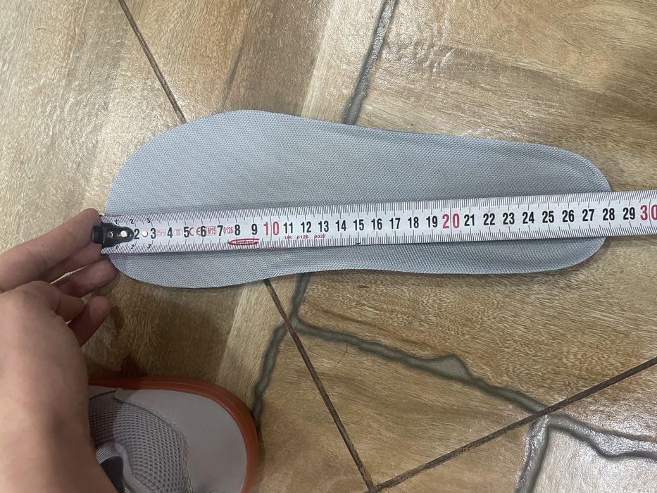 Босоногие обувь/кроссовки.