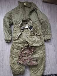 Costum termic monocolor 52/54-2
Costumul se poarta pe sub tinuta de