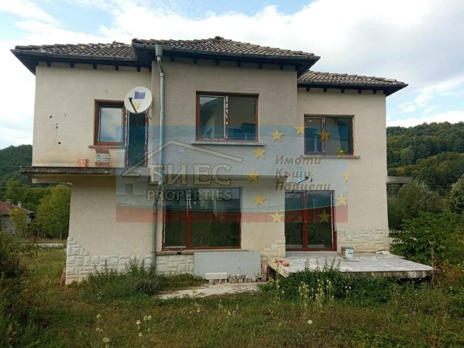 Продава се Къща в с. Рибарица, Област София-област - 160 кв.м за 813 €/кв.м - Снимка #3