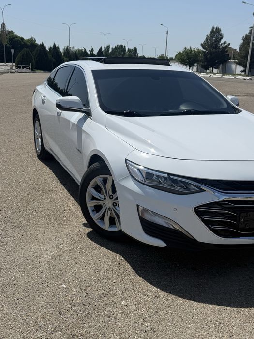 Chevrolet Malibu 2019 — 2