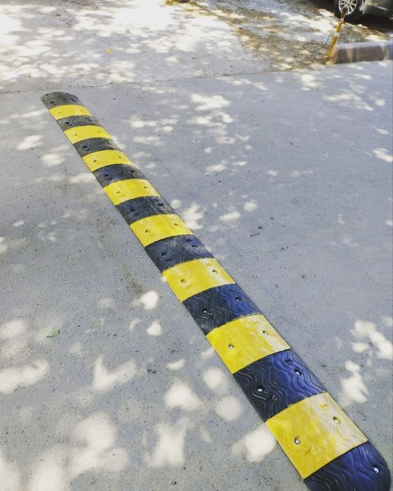 Лежачие полицейские 5см 4см бордюры скорости