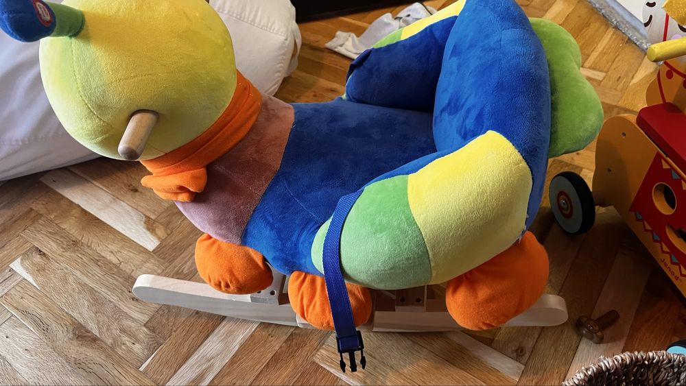 Масивна електрическа дървена играчка за люлене - като НОВА