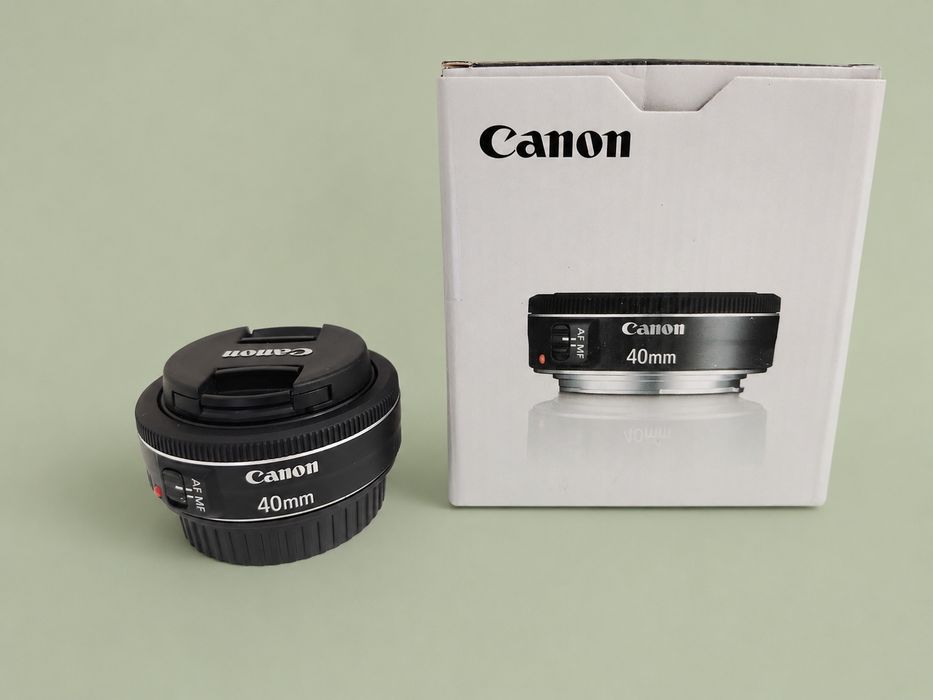 Canon Pancake EF 40mm f/2.8 STM
