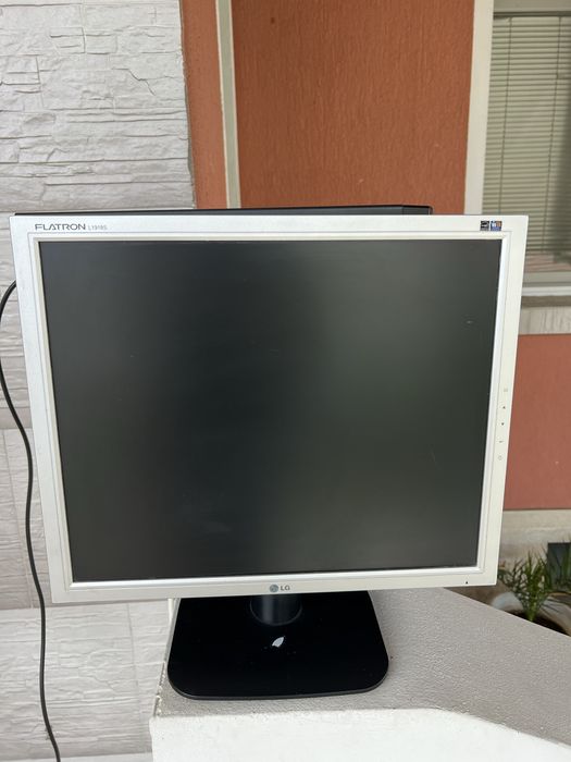 Компютър + Монитор