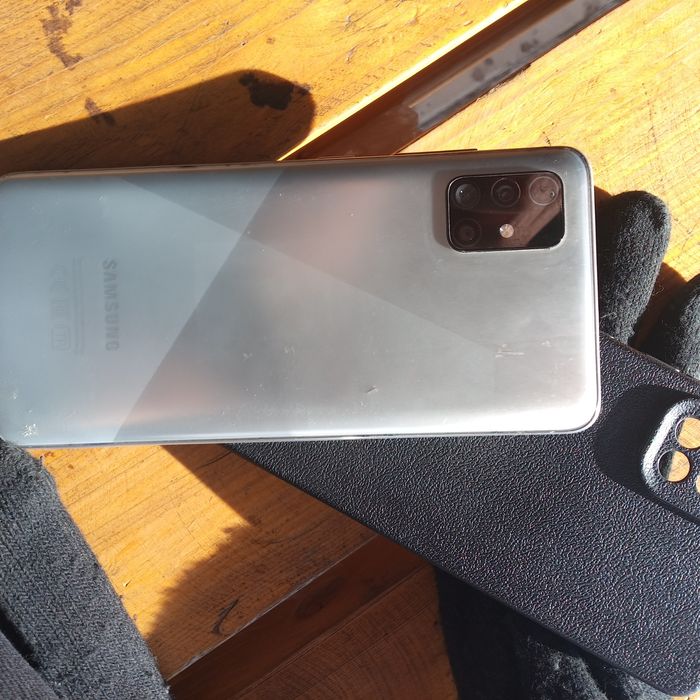 Продам Samsung..