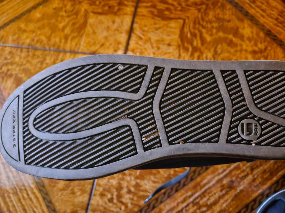 Обувки мъжки 43 номер