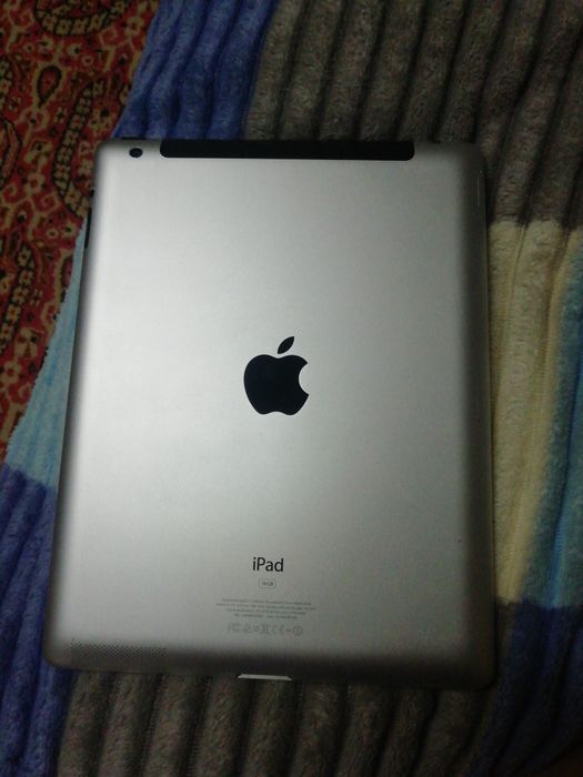 Продам айпад 16 гигабаит