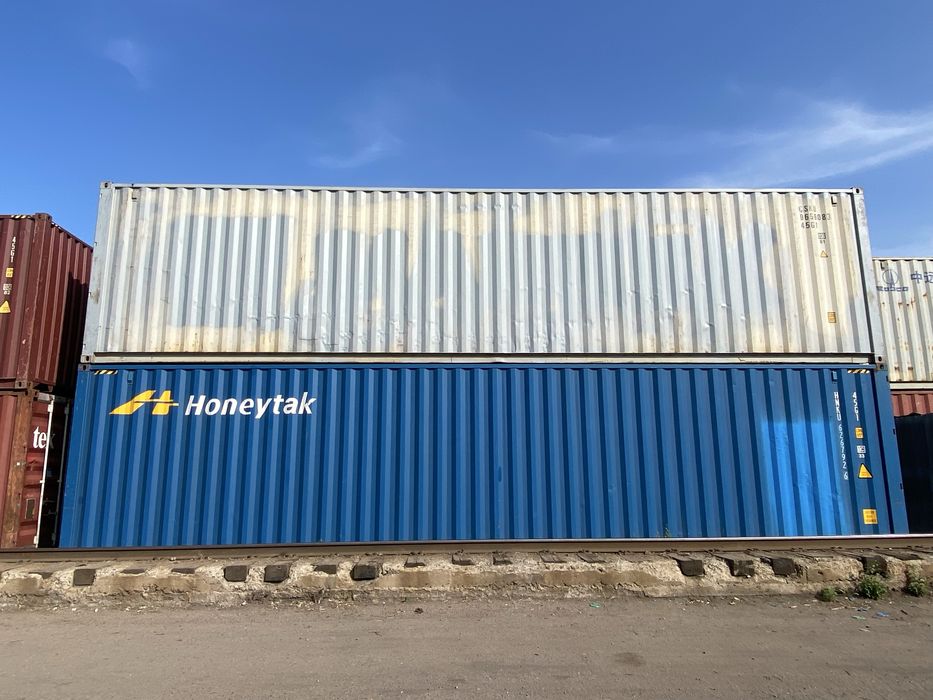 Контейнера 40 футовые МОРСКИЕ 2,9 высотой HQ Наличии в ПЕТРОПАВЛОВСКЕ.