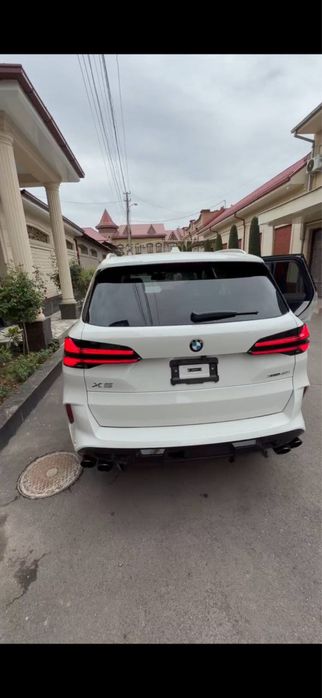 BMW X5 2025 белый 6450 km