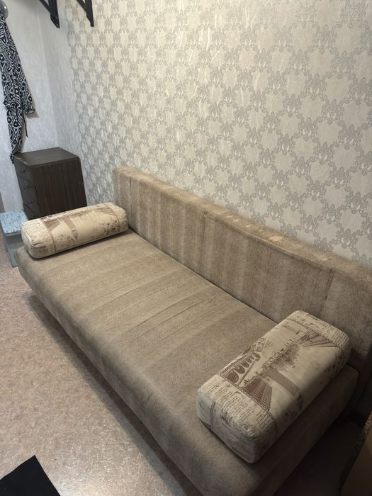 Продам раскладывающуюся тахту