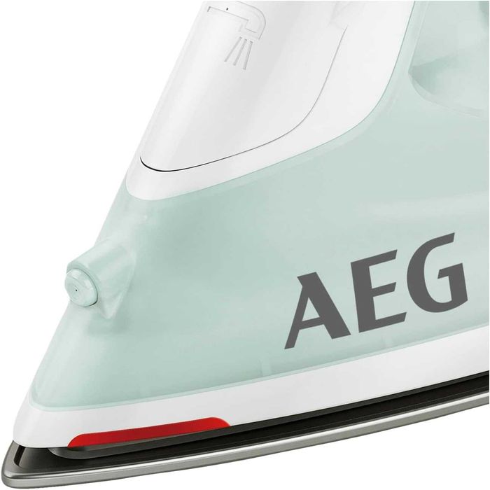 Парна ютия AEG DB 1740LG с индикатор за остатъчна топли 2400W