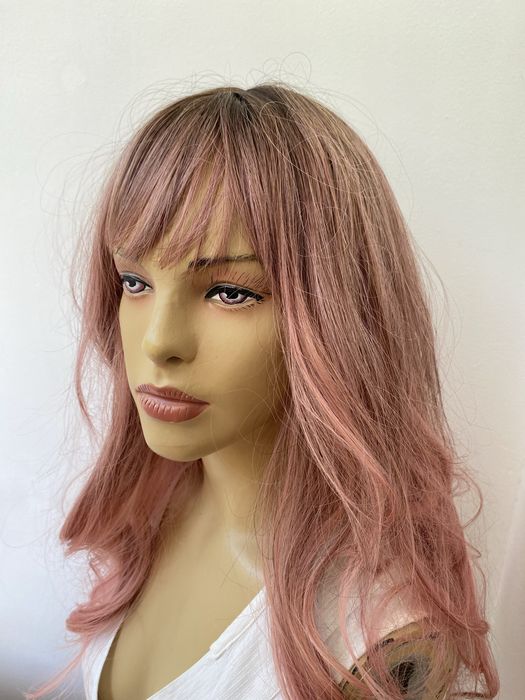 Дълга перука омбре