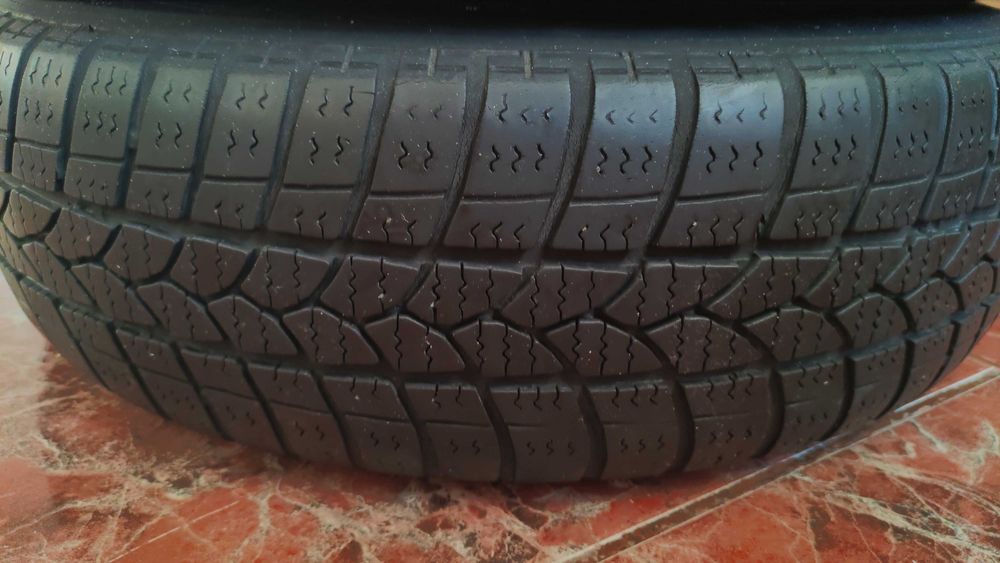 Vand doua anvelope SEBRING SNOW, all season 165 70 R14, cu jenti