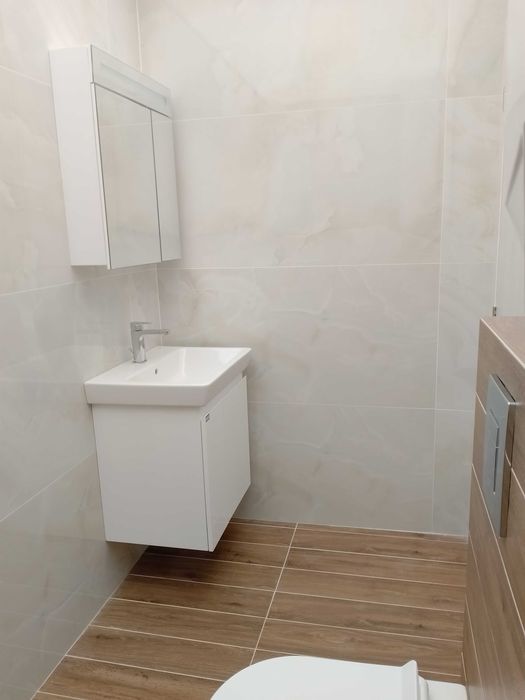 Дава се под наем Двустаен апартамент в Варна, Базар Левски - 50 кв.м за 484.5 € - Снимка #18