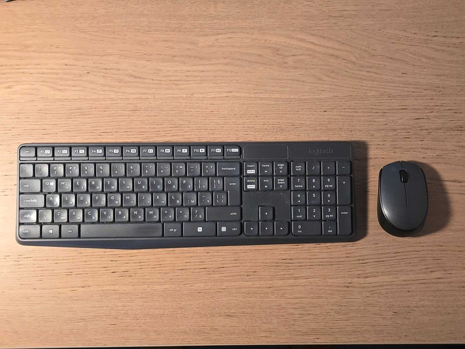 Kit mouse si tastatura Logitech K235 si M170