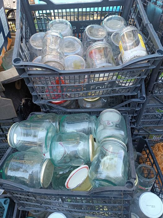 Продавам буркани