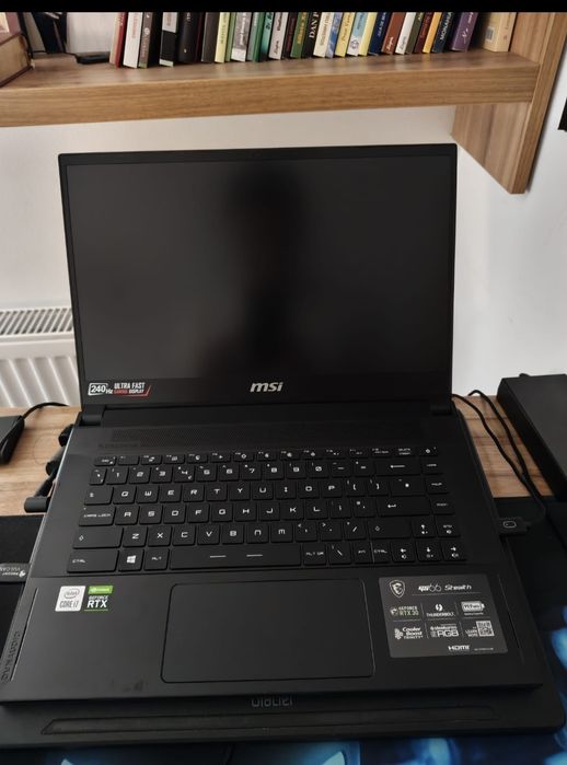 Vând laptop MSI stealh GS 66 RTX 3060