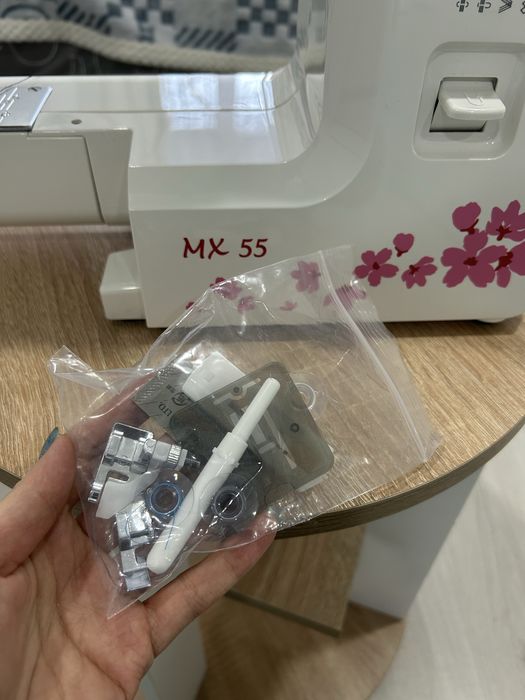 Швейная машина Janome MX 55 белый