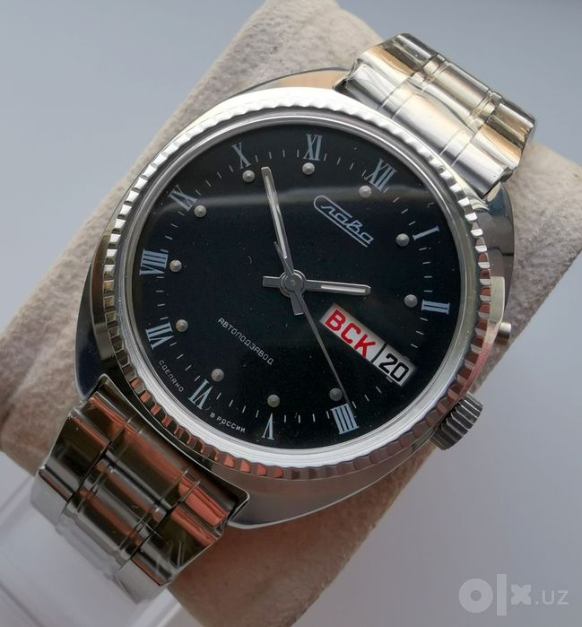 Наручные часы СЛАВА 1990 годов