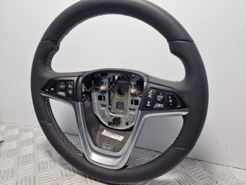 Volan piele perforata reconditionat Opel Astra J GTC