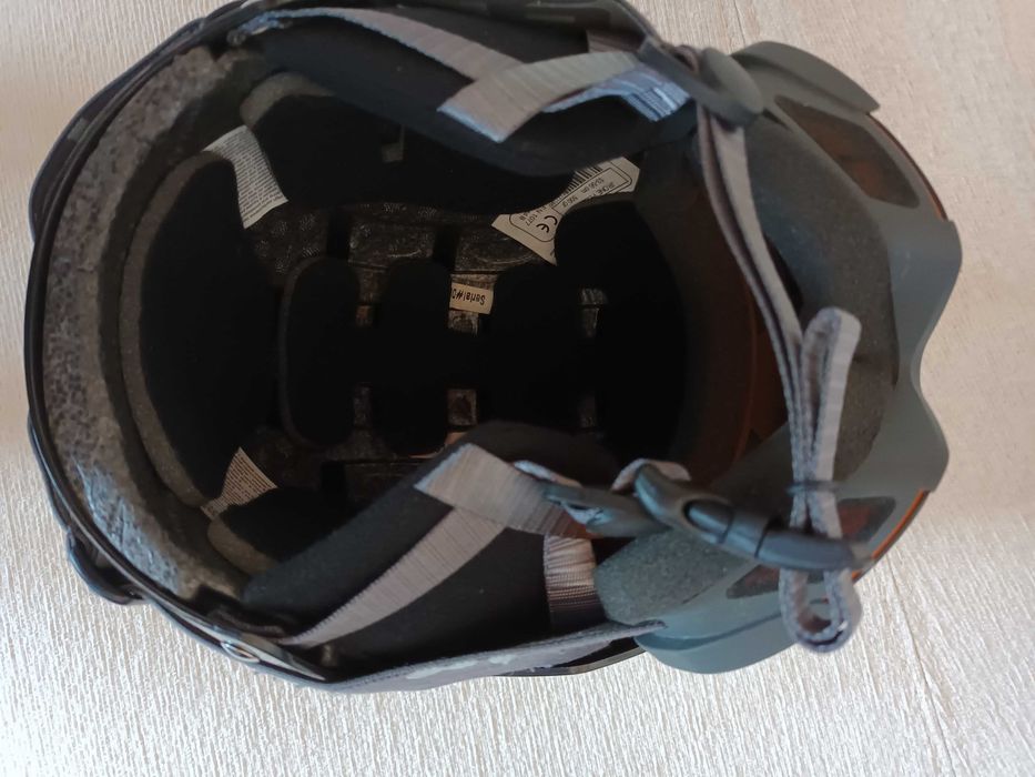 Детска ски каска(53-56см.)