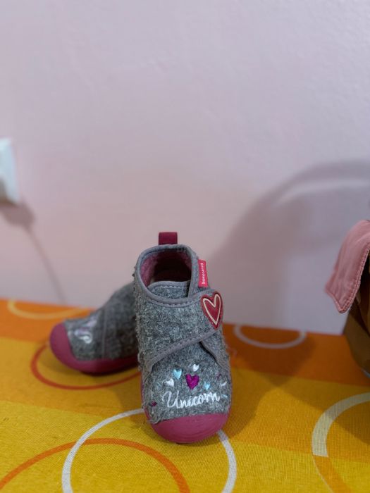 Пантофи Biomecanics