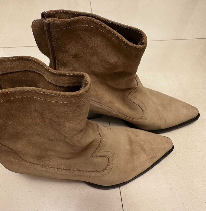 Cizme cowboy Zara - colectia 2020