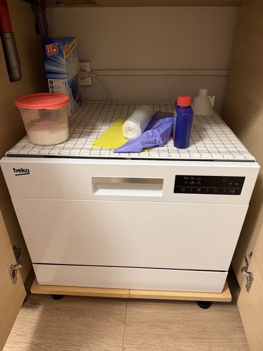 Masina de spalat vase beko