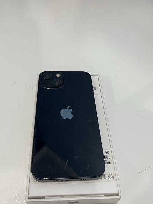 Продам 13 айфон б/у