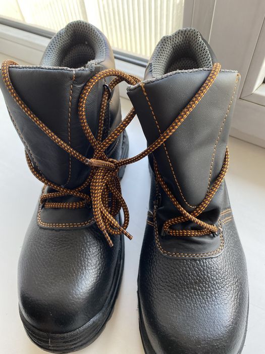 Специализированная обувь