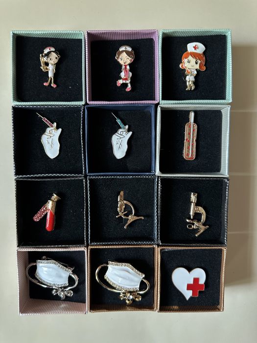 Брошки подарки для врачей