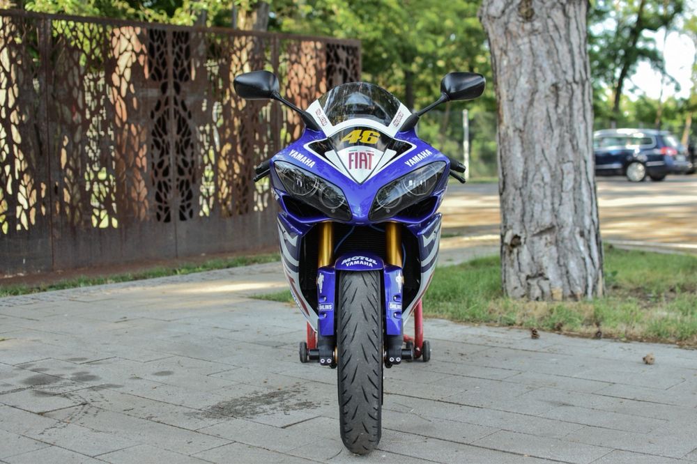 Yamaha r1 rn19 2008 editie limitata  14000 km