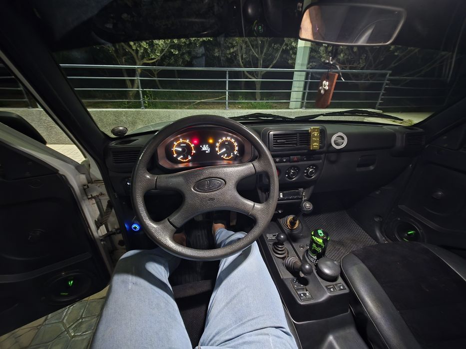 Niva urban 2021 ideyal polni wumka+ prapa