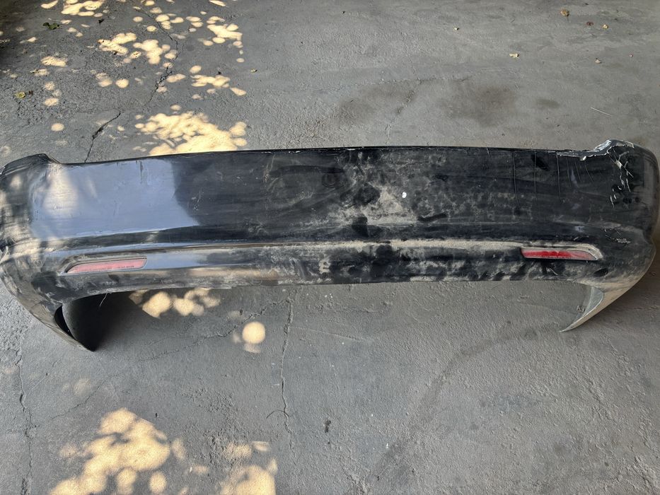 Продам задний бампер lexus rx 300