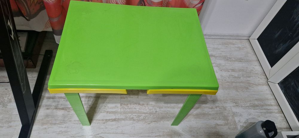 Masa plastic pentru copil