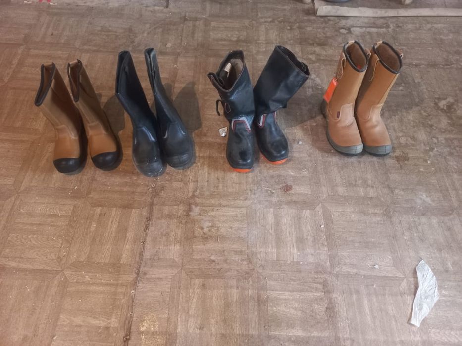 Спец сапоги и ботинка