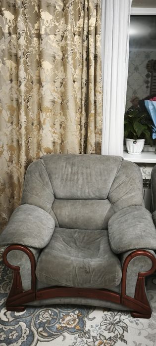 Продам диваны в хорошем состоянии