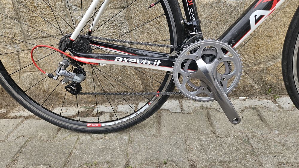 Леко 6.8 кг Карбоново колело Axevo, Ultegra/105,  DT Swiss, 52 S